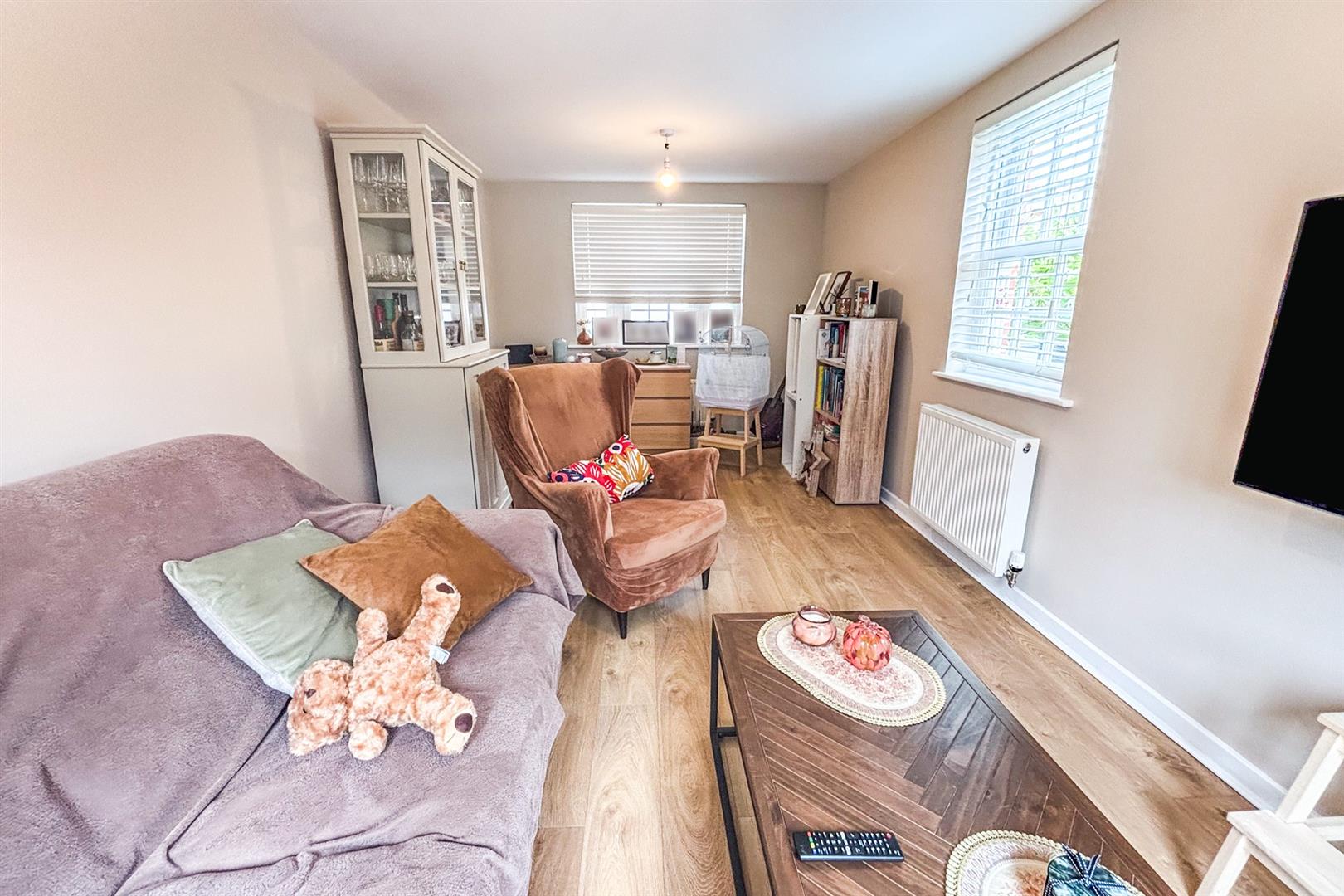 Greenkeepers Road, Great Denham, Bedford